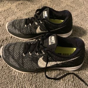 Nike Flyknit Lunar 3 women’s sneakers